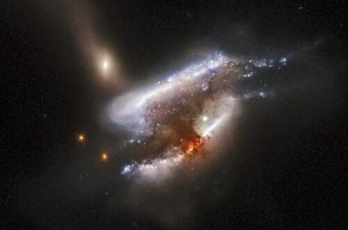 formarea gaurilor negre ultramasive