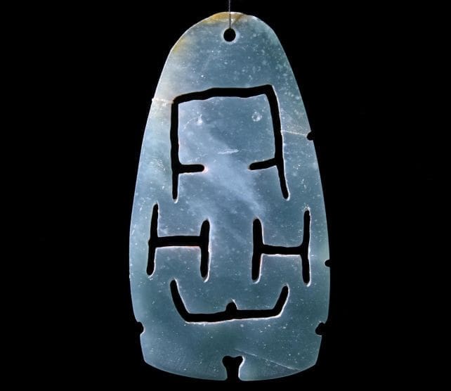ornament de jad
